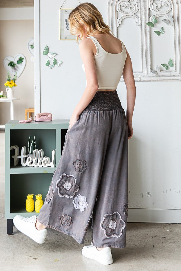 Oli & Hali Washed Flower Patch Tencel Pants