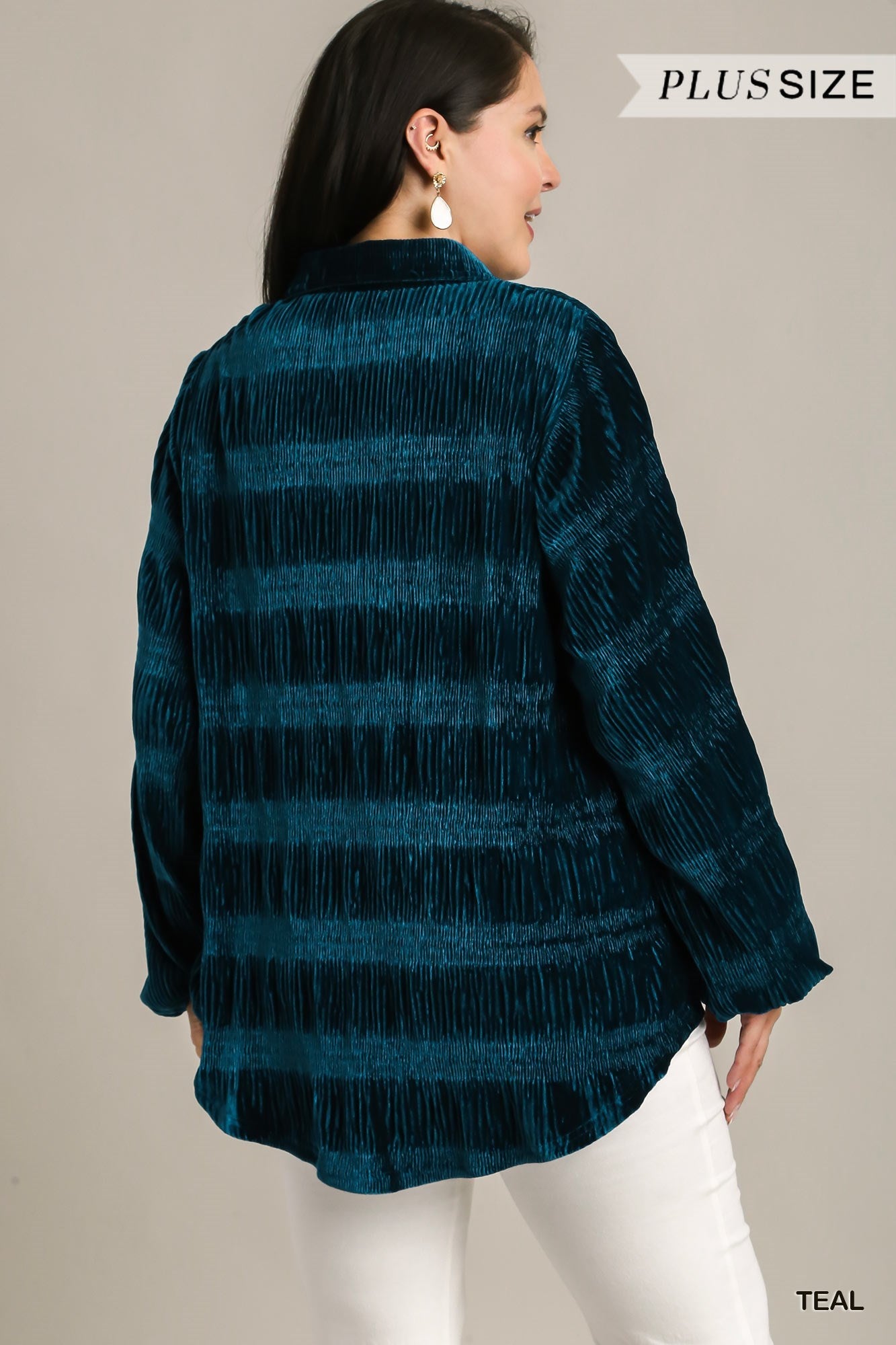 Umgee Plus Boxy Cut Smocked Velvet Button Down Puff Sleeve Top