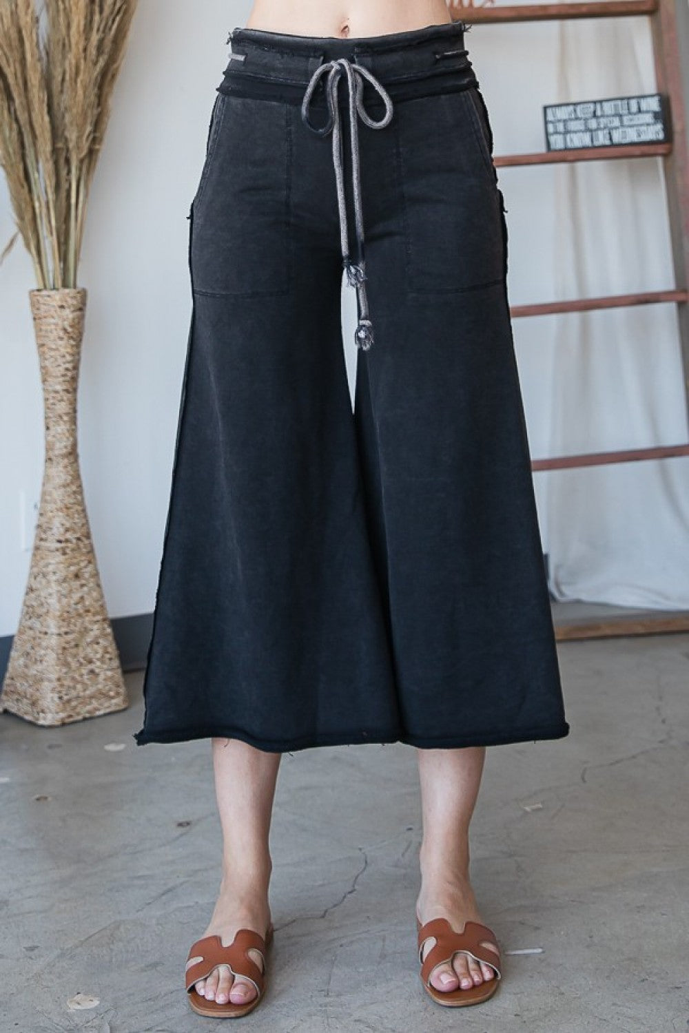 Oli & Hali Washed Wide Leg Relaxed Fit Sweat Pants