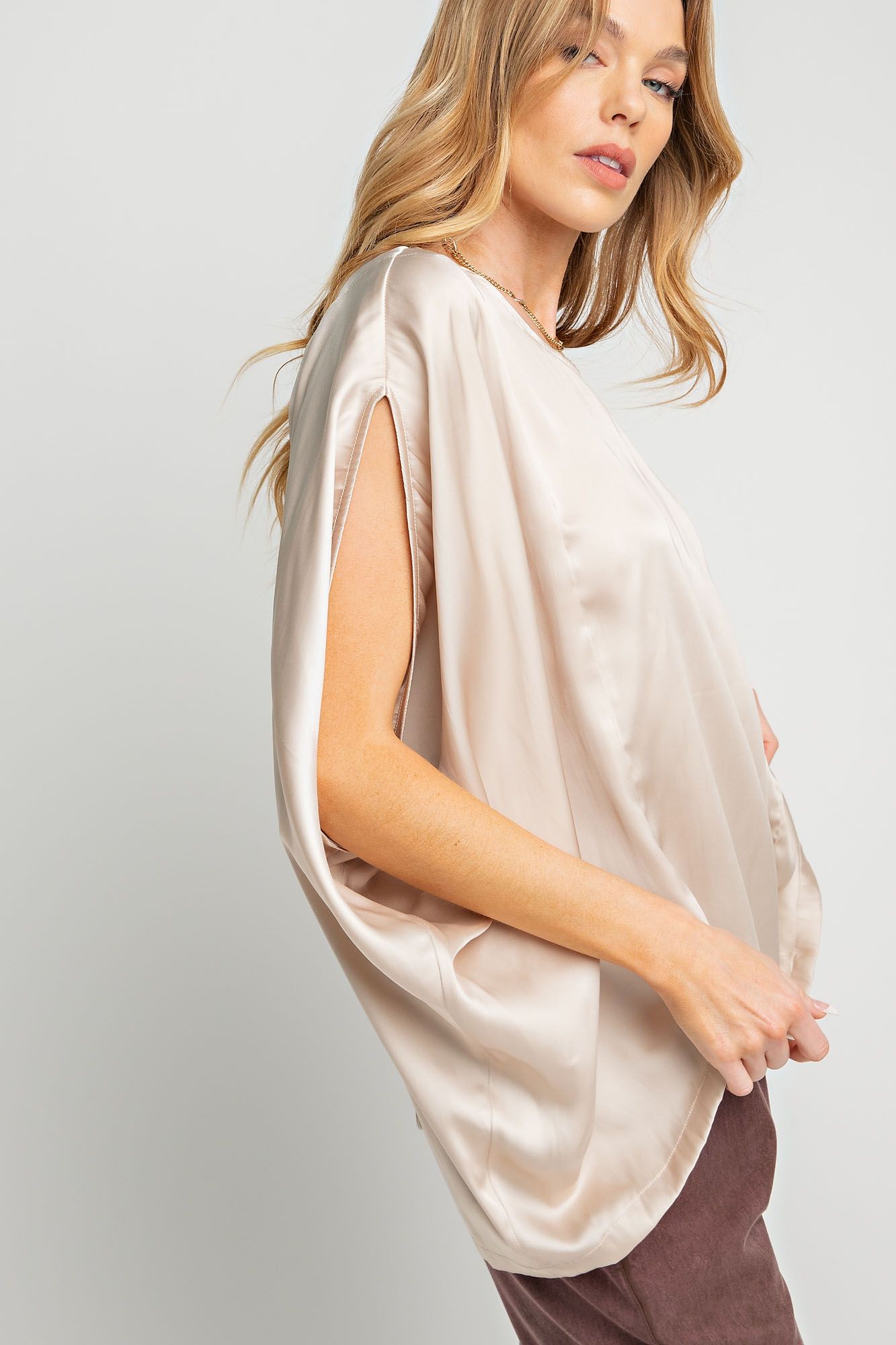 Easel Plus Silky Silky Satin Dolman Sleeve Loose Fit Tops