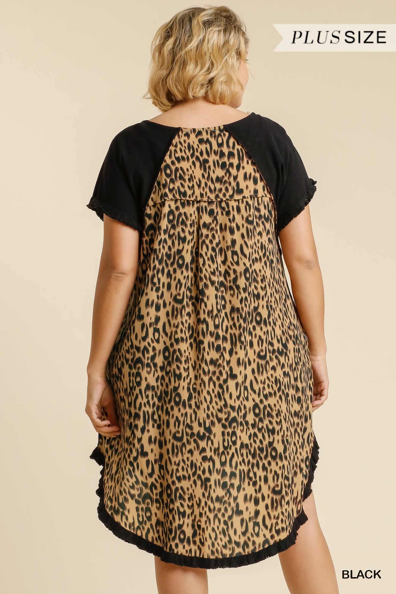 Umgee Plus Linen Blend Short Sleeve Round Neck Animal Print Back Dress