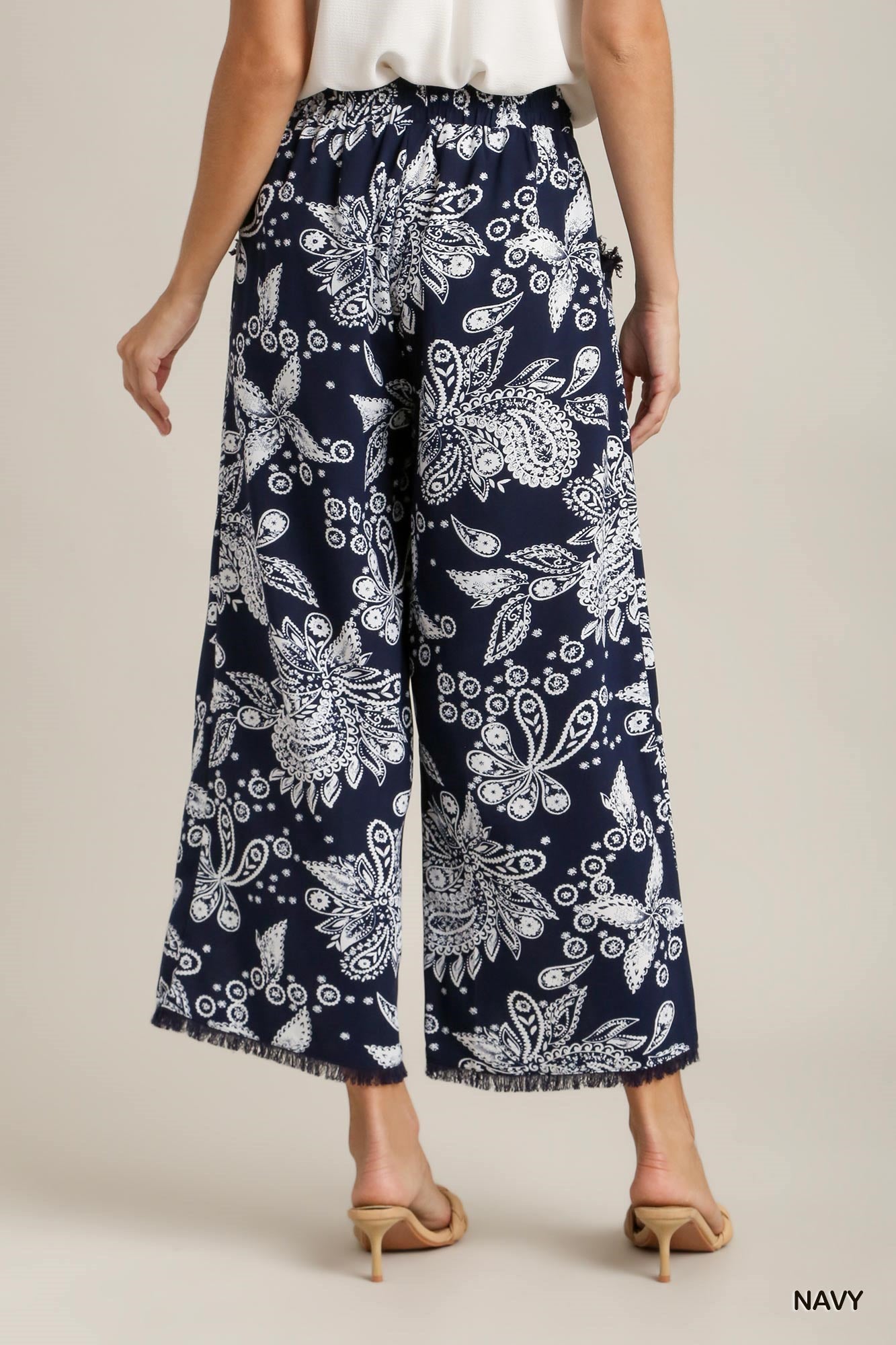 Umgee Paisley Print Elastic Waistband Fray Details Wide Fit Pants