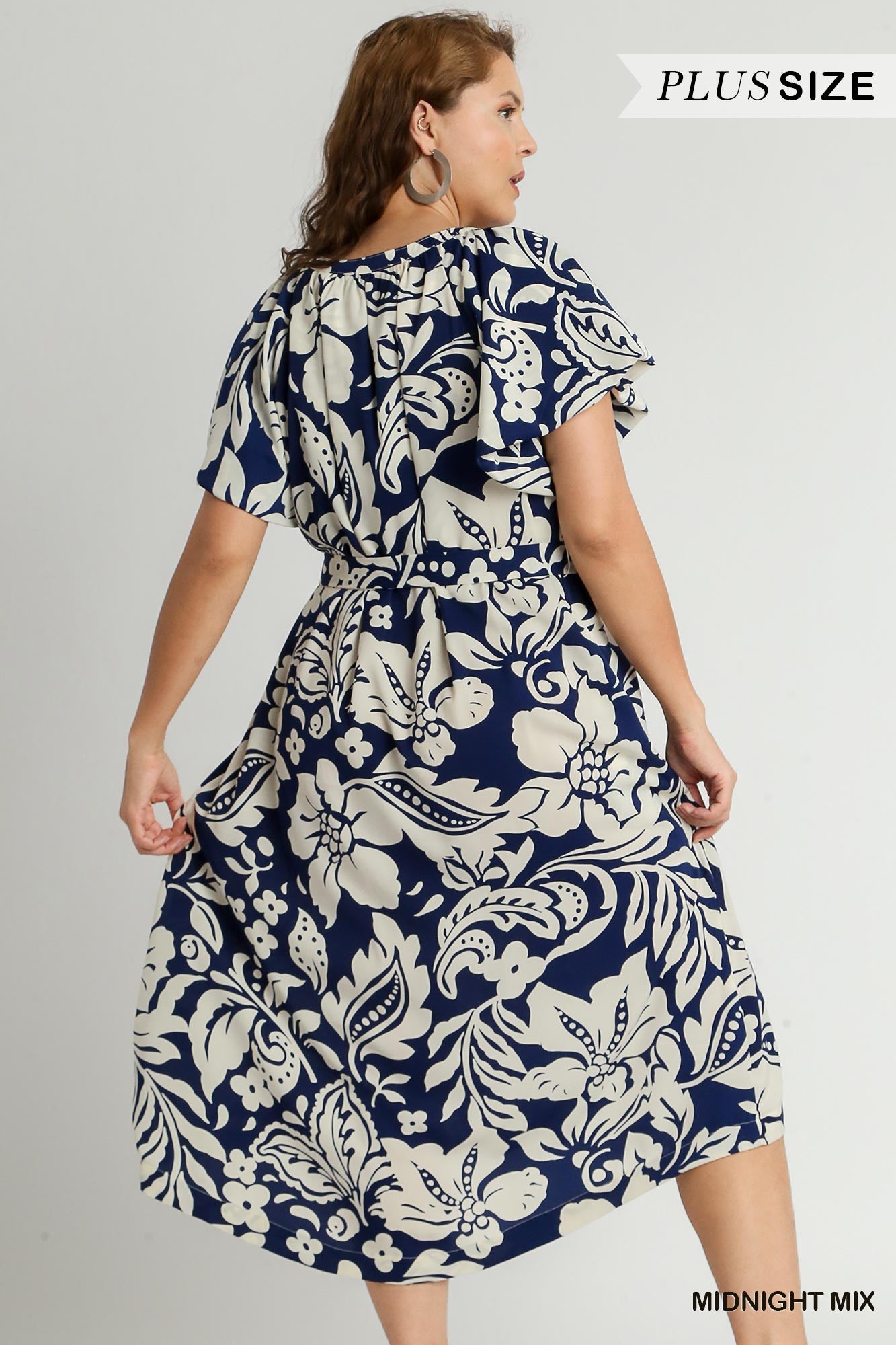 Umgee Plus Two-Tone Split Neck A-Line Raglan Sleeves Waist Tie Belt Midi Dress