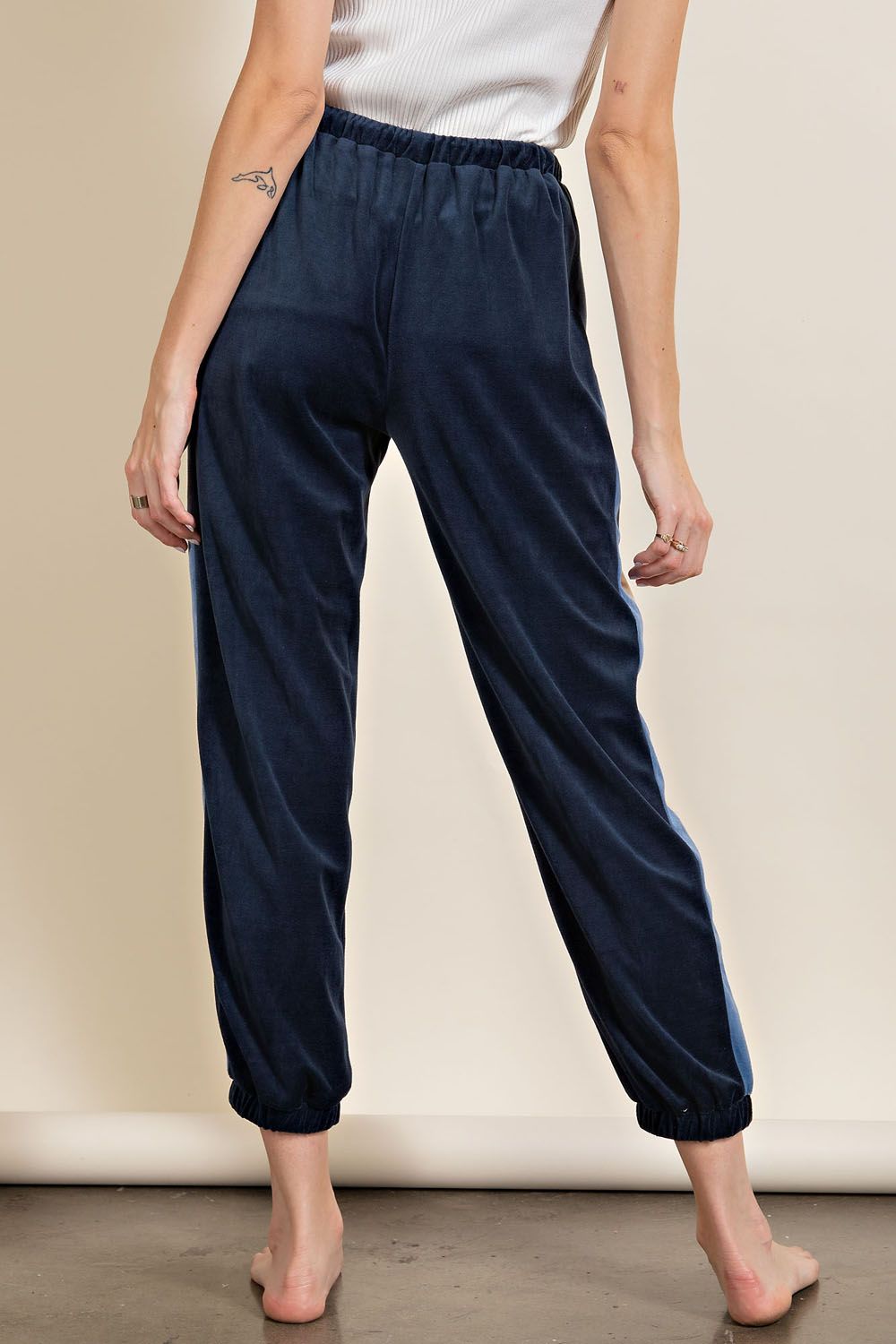Easel Elastic Waistband Straight Legs Velour Cuffs Jogging Pants