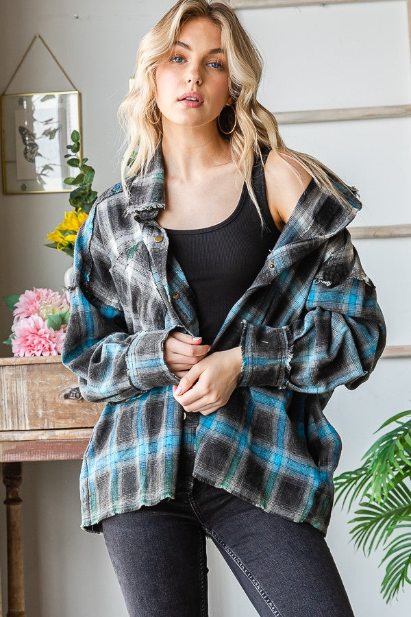 Oli & Hali Multi Color Plaid Shirt Jacket