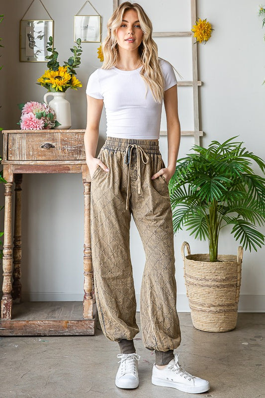 Oli & Hali Washed Quilt Stitched Jogger Pants
