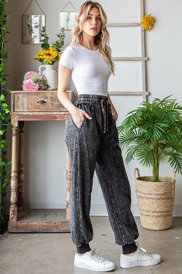 Oli & Hali Washed Quilt Stitched Jogger Pants