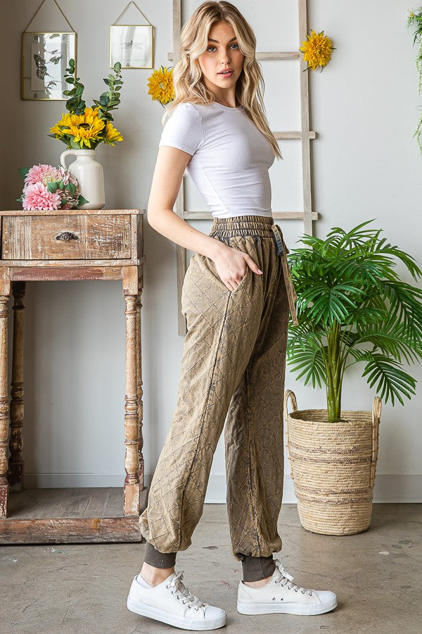Oli & Hali Washed Quilt Stitched Jogger Pants