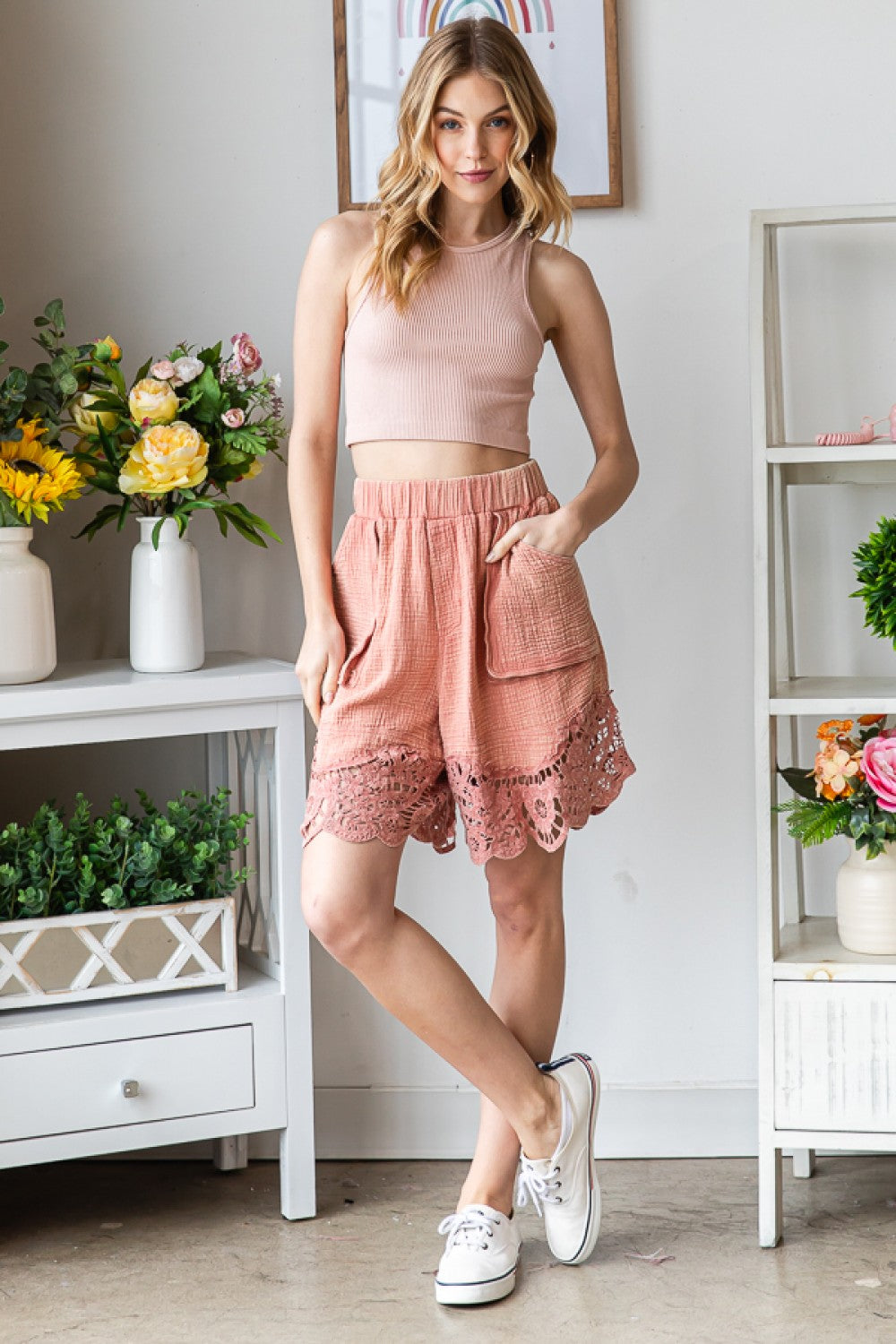 Oli & Hali Washed Lace Trim Shorts Pants