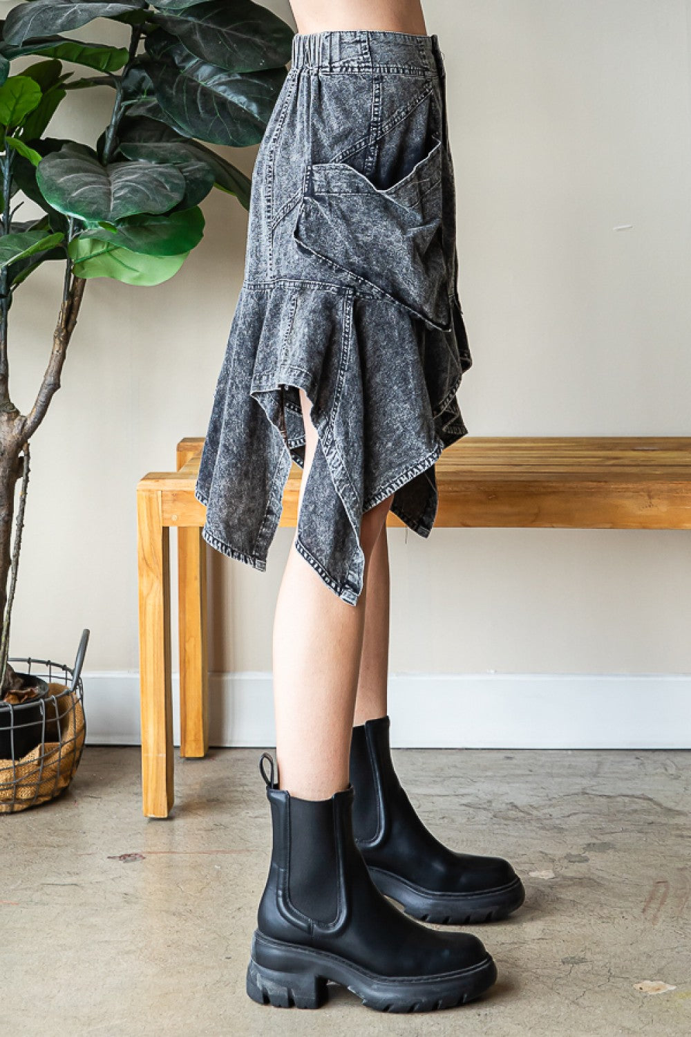 Oli & Hali Washed Uneven Hem Cargo Skirt Pants