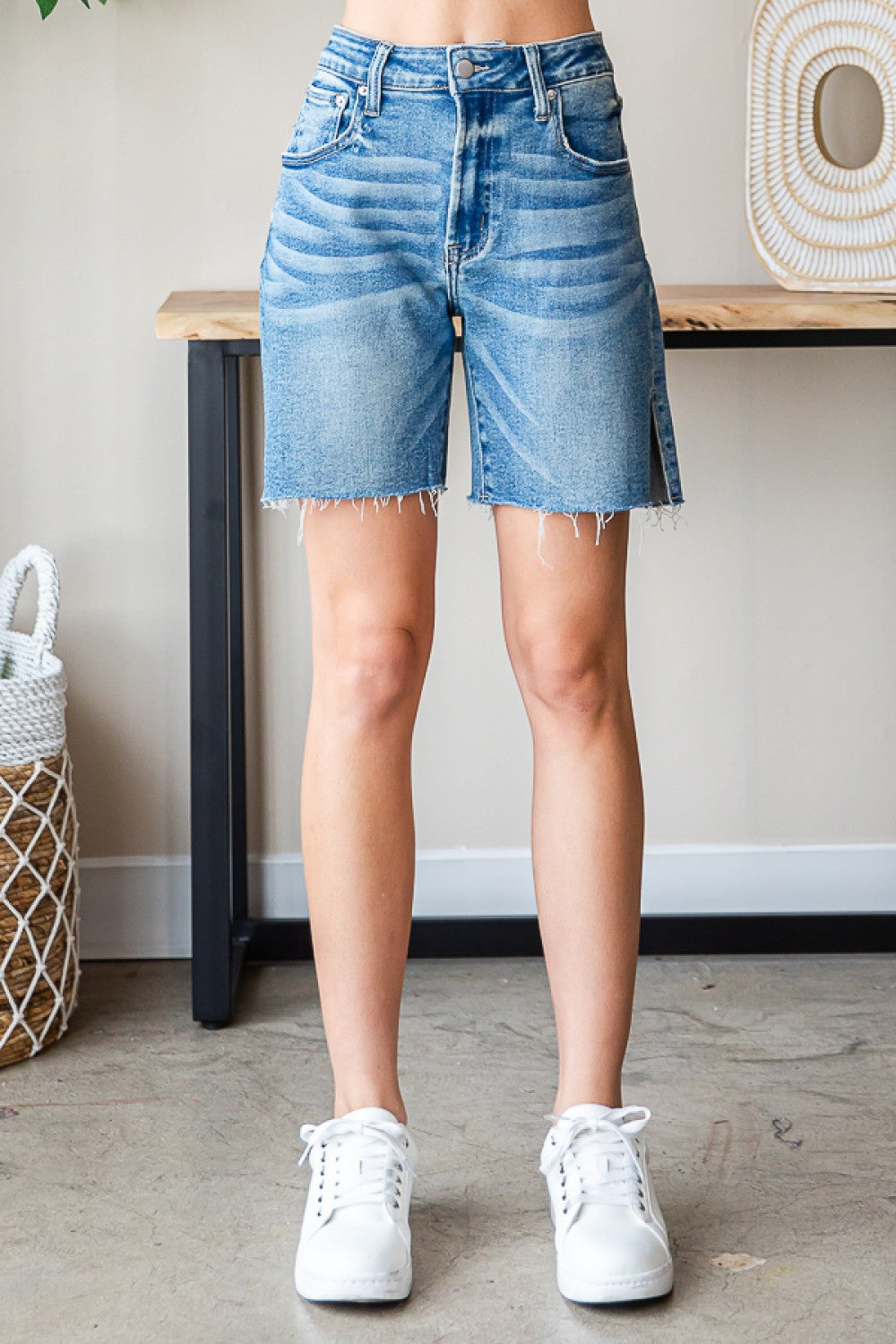 Oli & Hali Mineral Wash Denim Short Pants