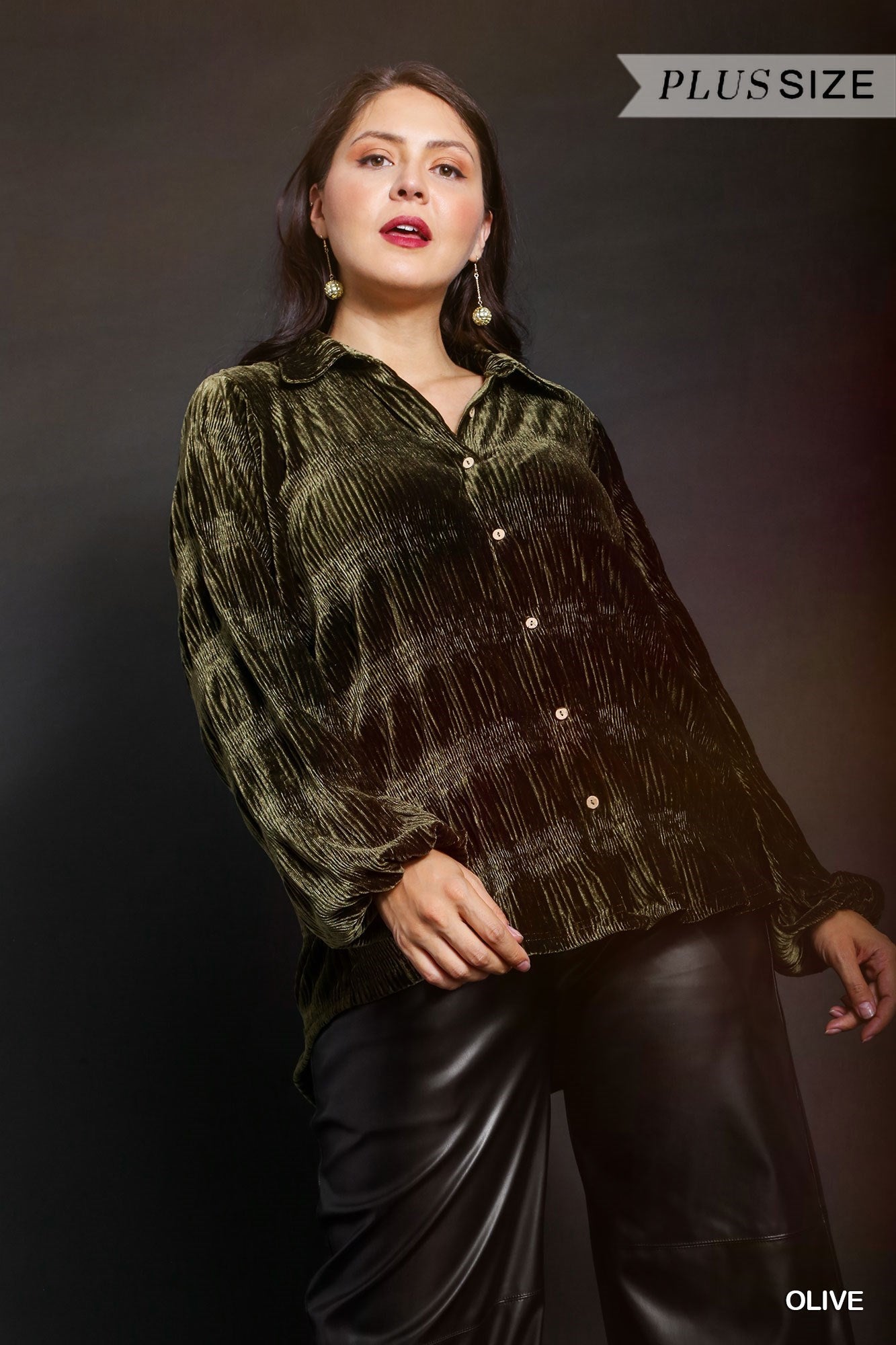 Umgee Plus Boxy Cut Smocked Velvet Button Down Puff Sleeve Top - Roulhac Fashion Boutique