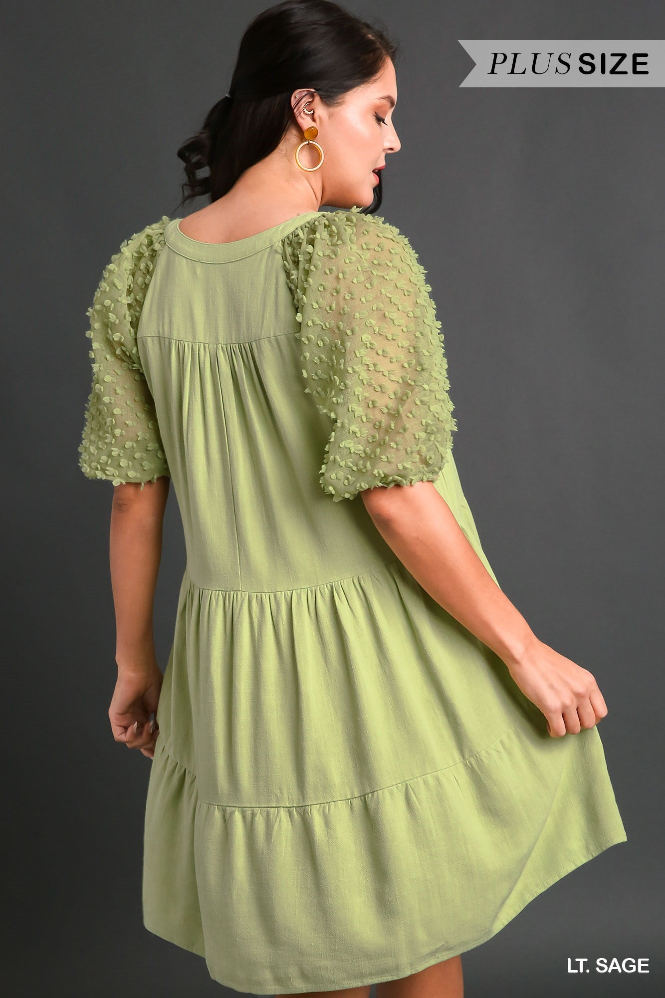 Umgee Plus Size Floral Applique Cuffed Puffed Sleeve Tiered Dress - Roulhac Fashion Boutique