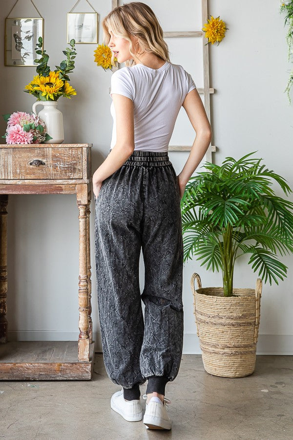 Oli & Hali Washed Quilt Stitched Jogger Pants