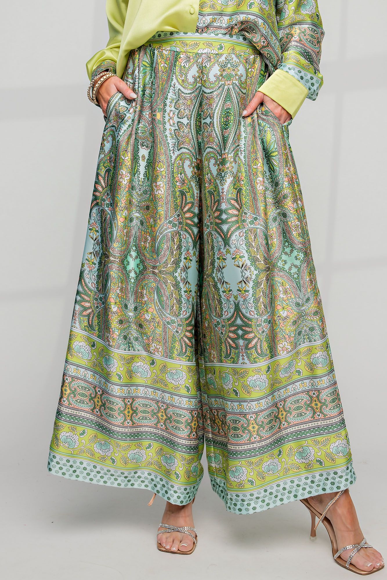 Easel Plus Satin Printed Wide Leg Pleated Pants