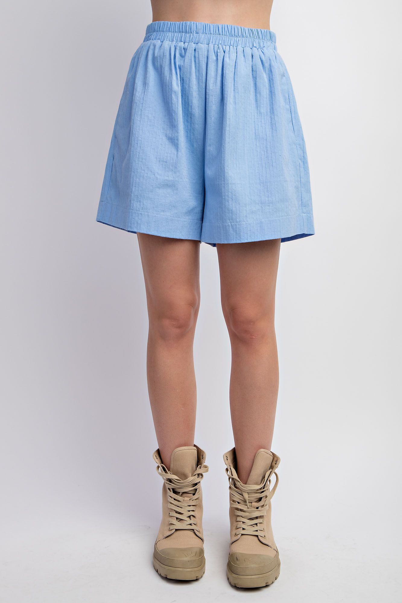 Easel Plus Textured Elastic Waistband Voile Short Pants