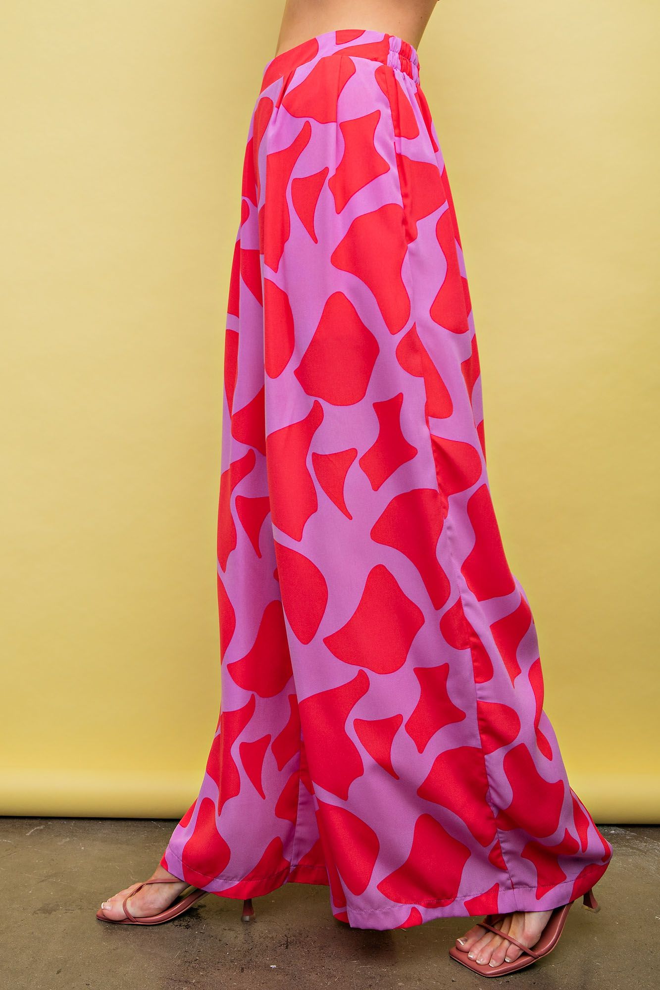 Easel Plus Geo Printed Wool Peach Wide Pants