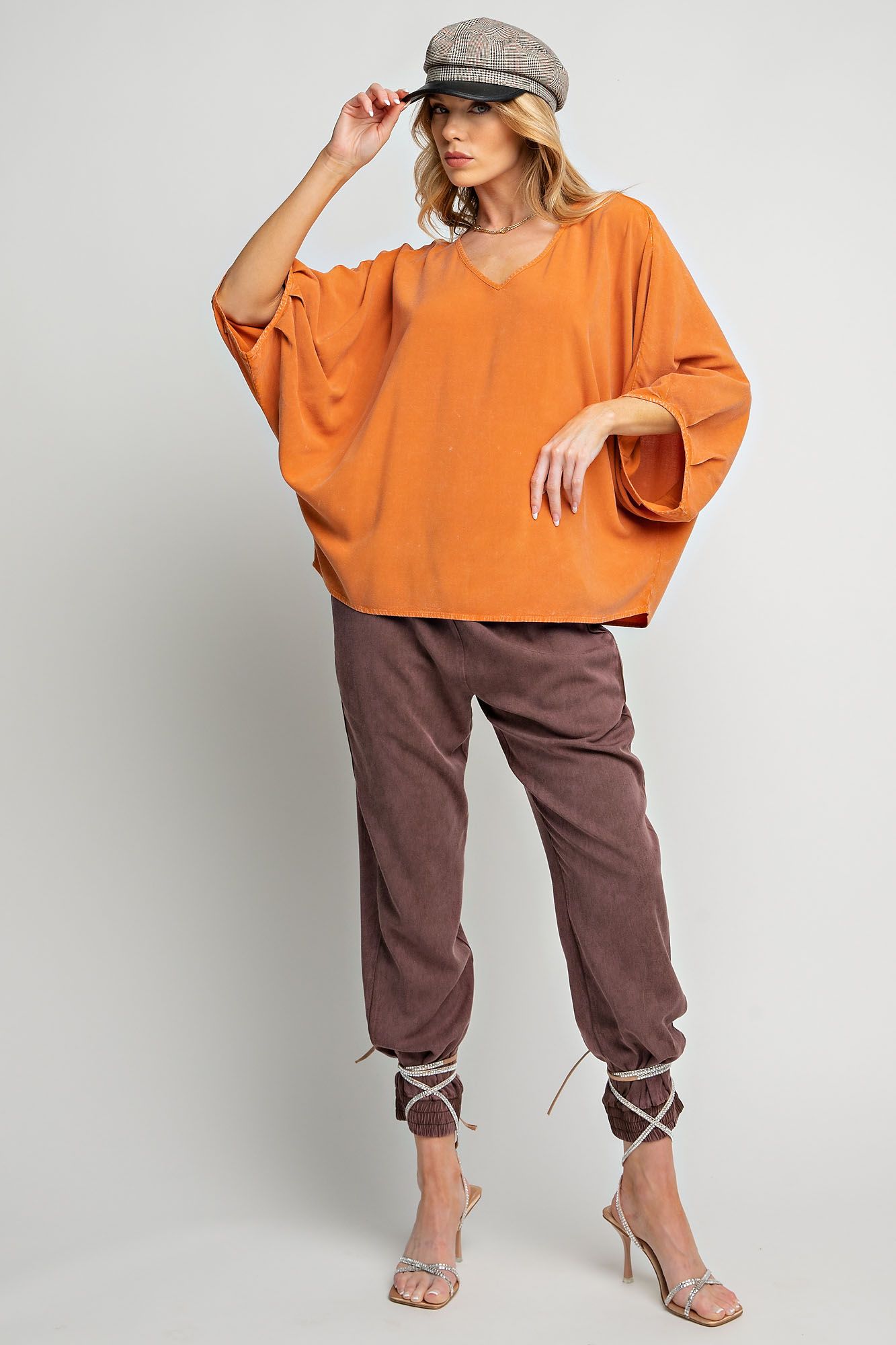 Easel Plus Mineral Washed Challis 3/4 Sleeve V Neck Tops