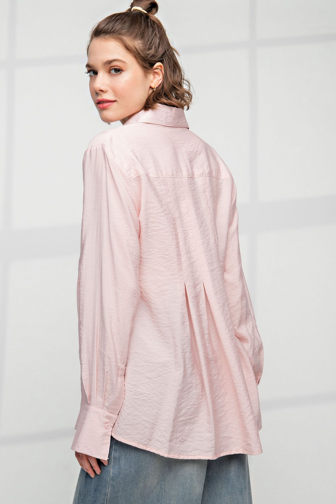 Easel Plus Pleated Button Down Long Sleeve Shirt Tops