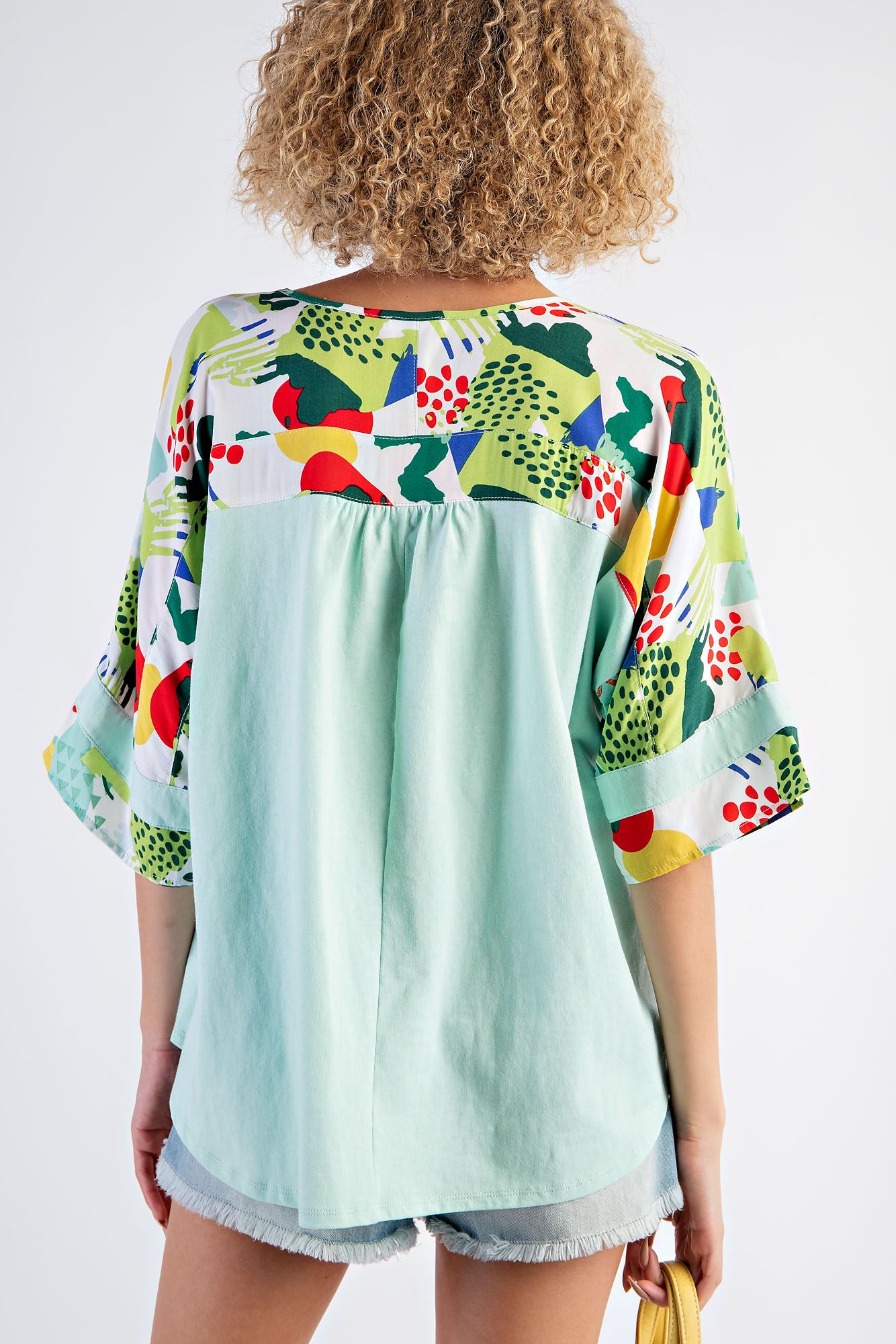 Easel Plus Mix Abstract Print Boxy Knit Round Hem Tops