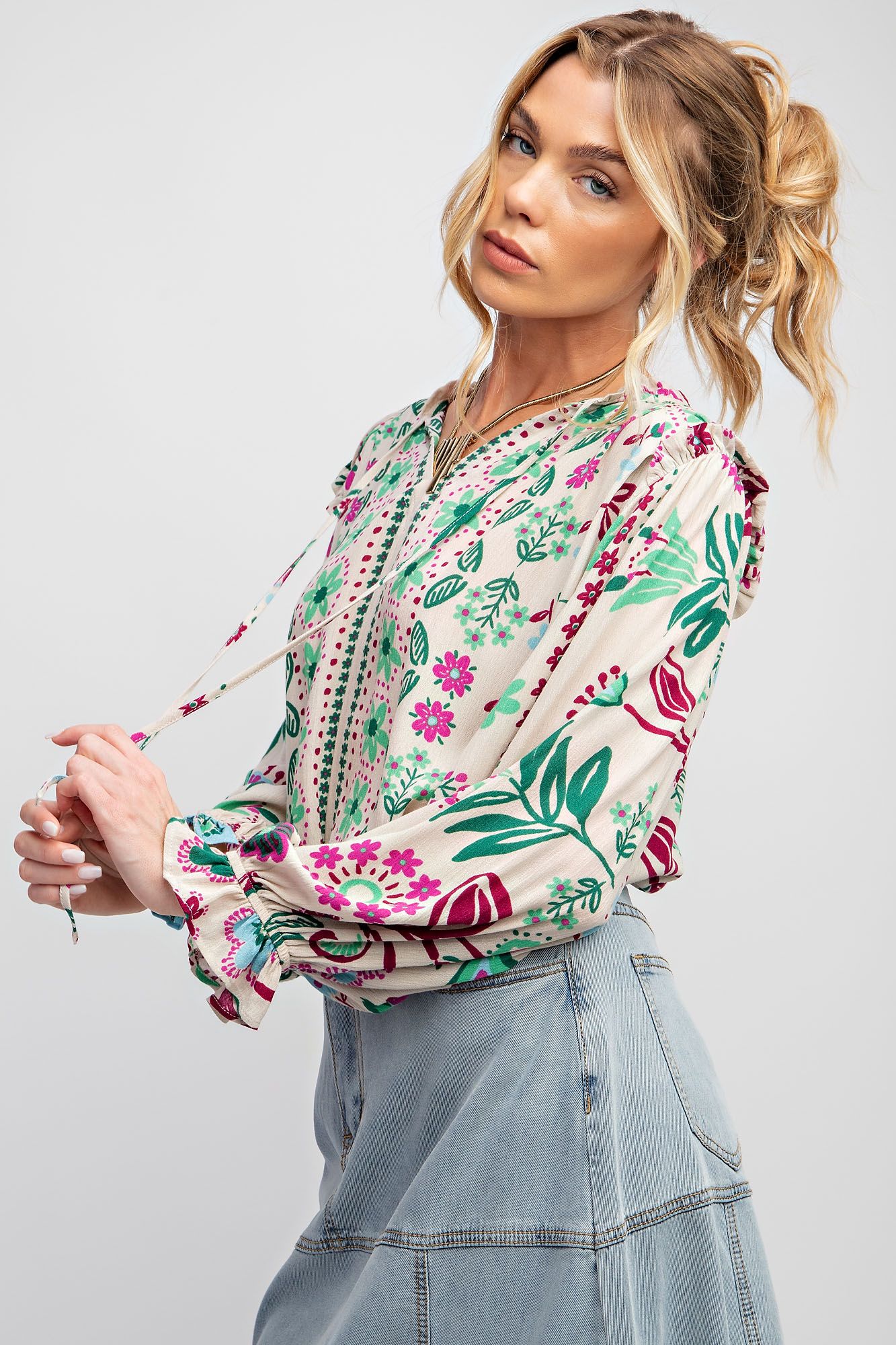 Easel Plus Printed Rayon Gauze Woven Blouse Tops