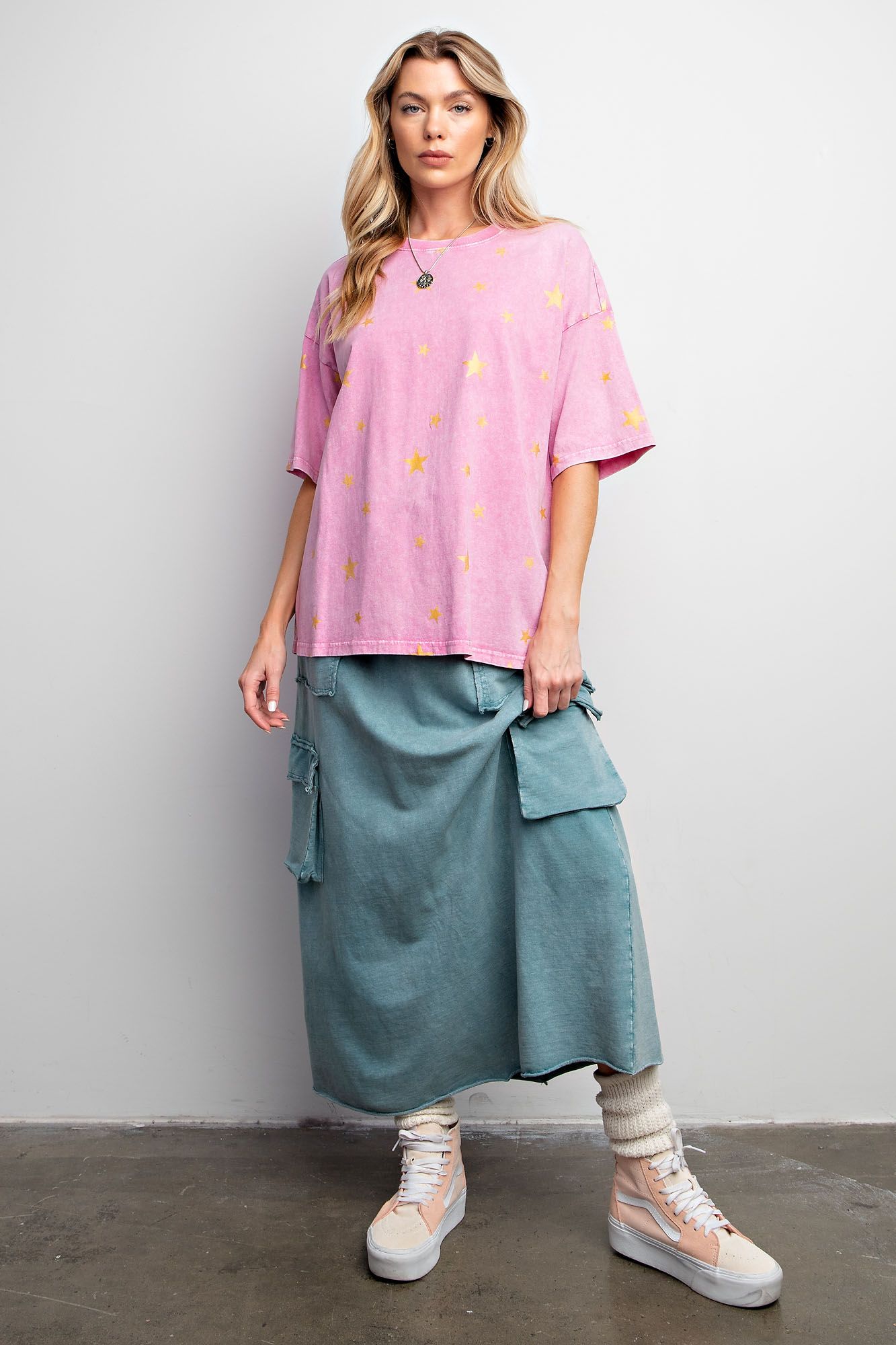 Easel Plus Gold Star Print Washed Cotton Knit Tops