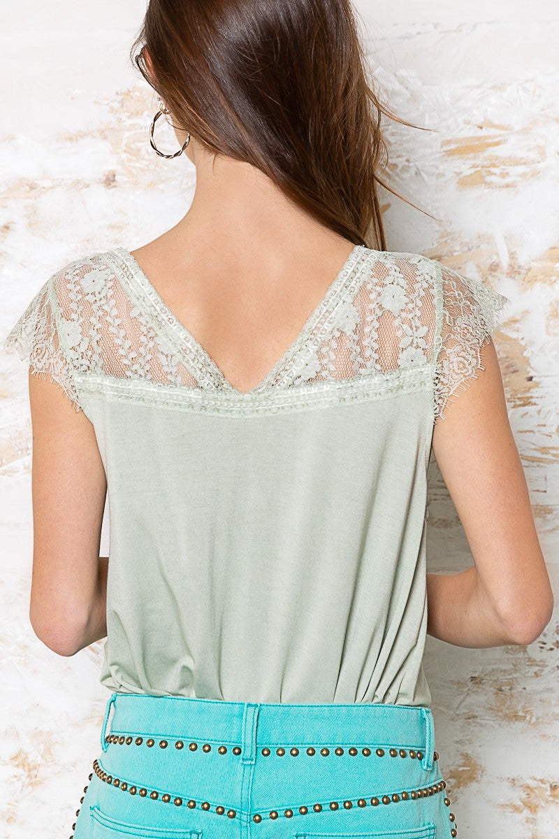 roulhacfashionboutique