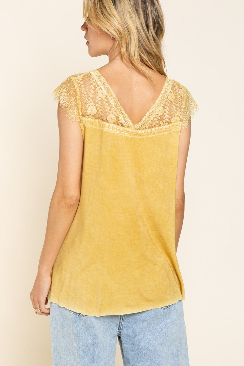 roulhacfashionboutique