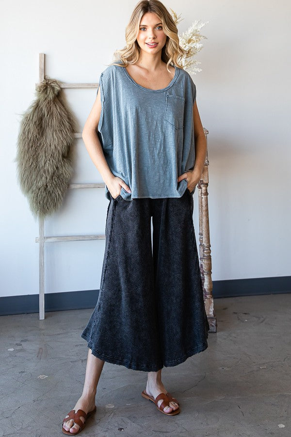 Oli & Hali Mineral Wasehd Solid Sleeve Top