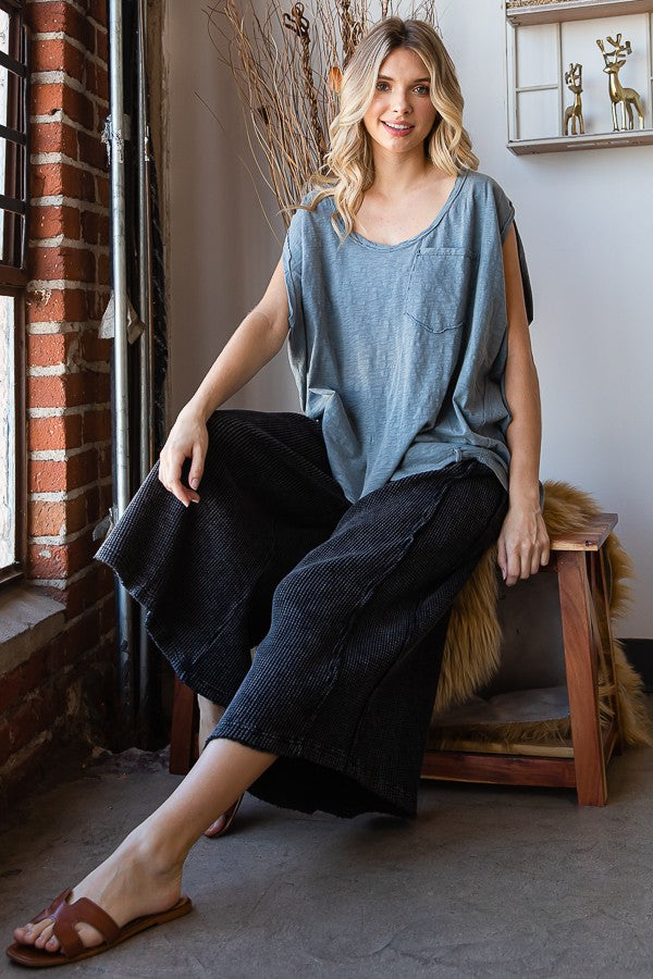 Oli & Hali Mineral Wasehd Solid Sleeve Top