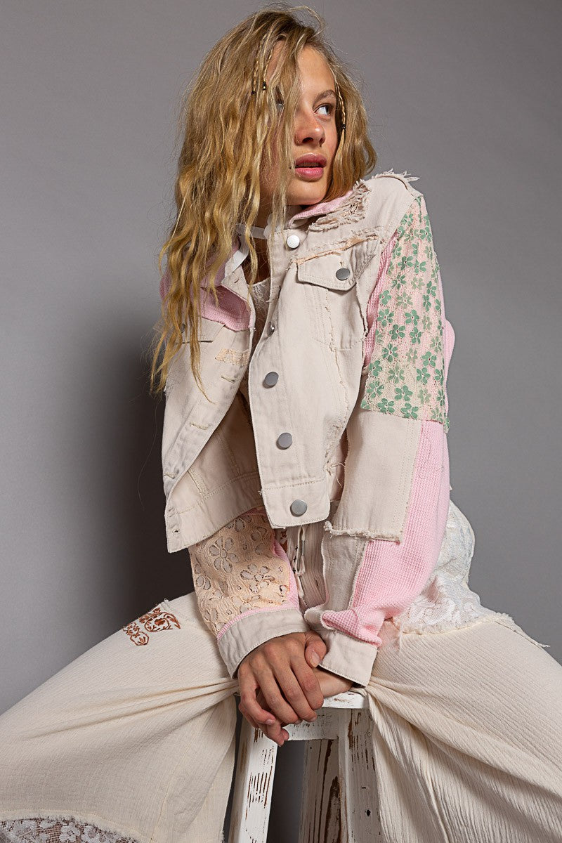 POL Distressed Button Down Regular Fit Crop Frayed Edge Denim Jacket