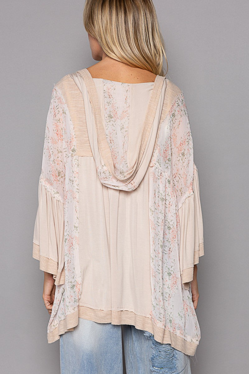 POL Oversize V-Neck Bell Sleeve Floral Print Knit Top