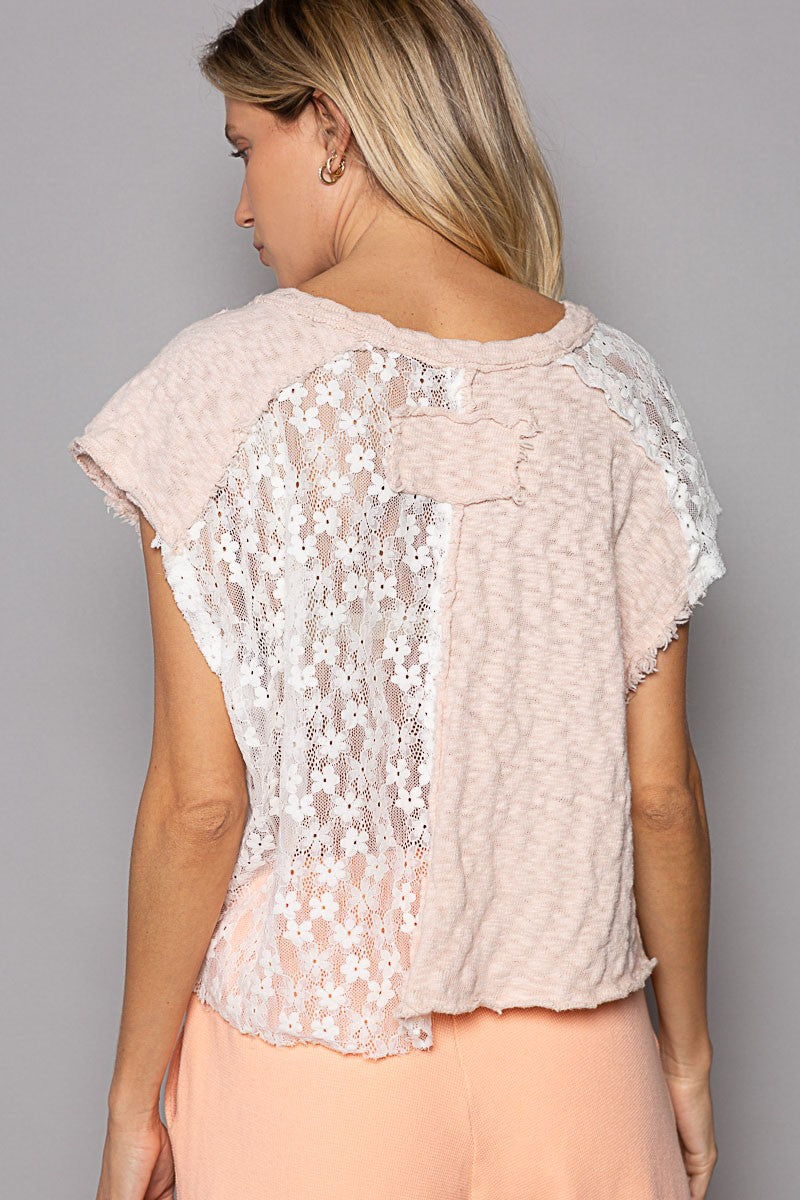 POL Color Block V Neck Textured Knit Raw Edge Crop Top