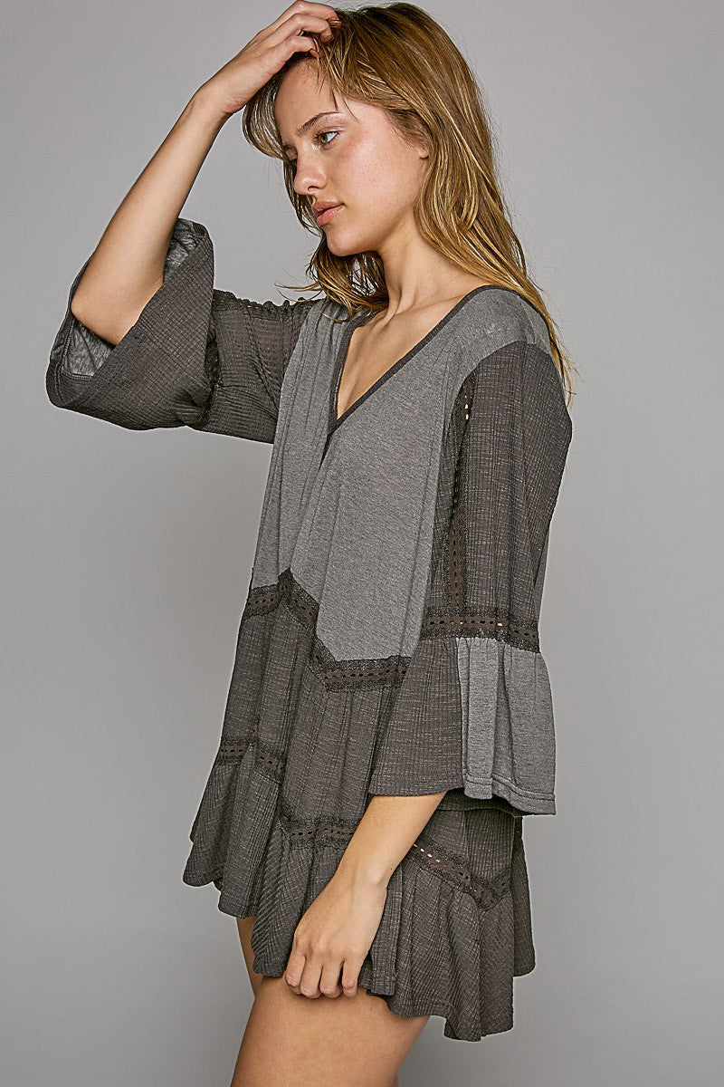 POL V-Neck Short Sleeve Ruffle Basic Top