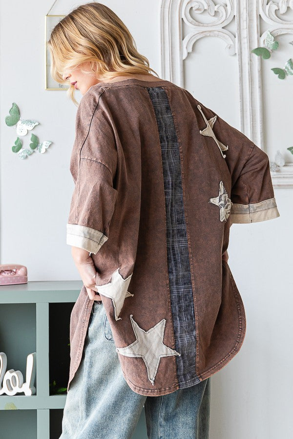 Oli & Hali Washed Peace And Star Applique Long Top