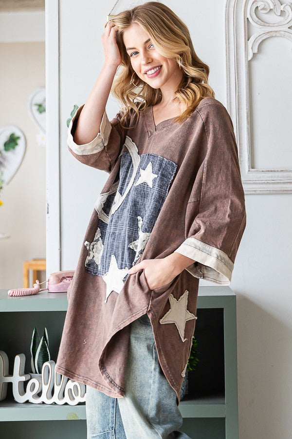Oli & Hali Washed Peace And Star Applique Long Top