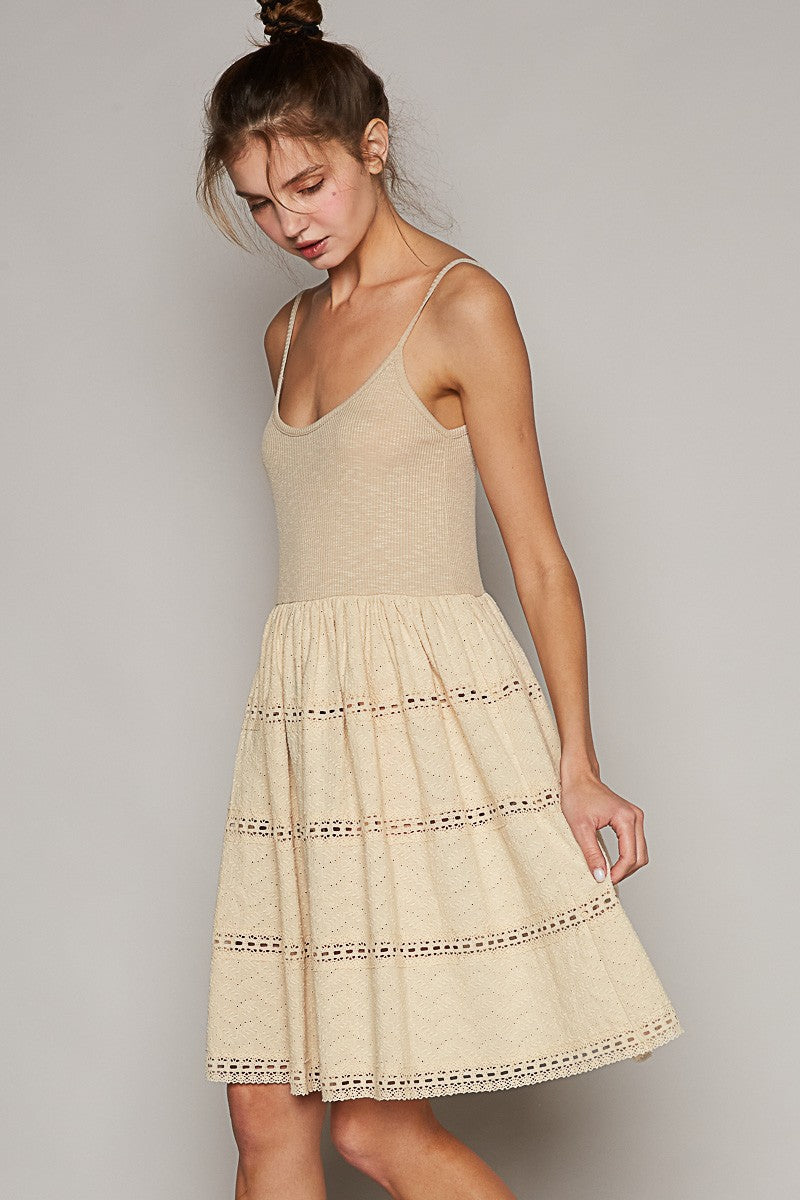 POL Scoop Neck Sleeveless Lace Trim Mixed Dress Top