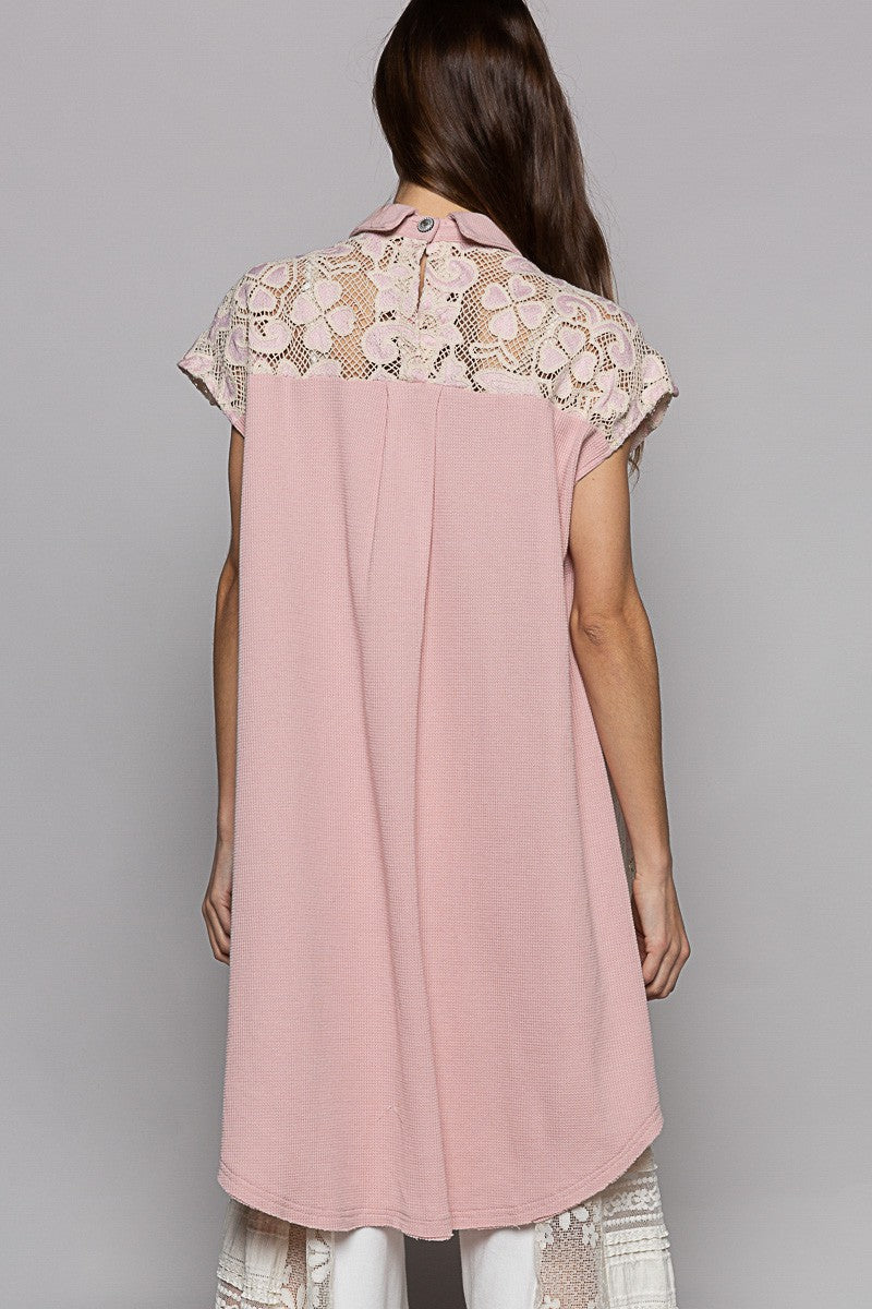 POL Sleeveless Lace Trim Contrast Button Down Long Top