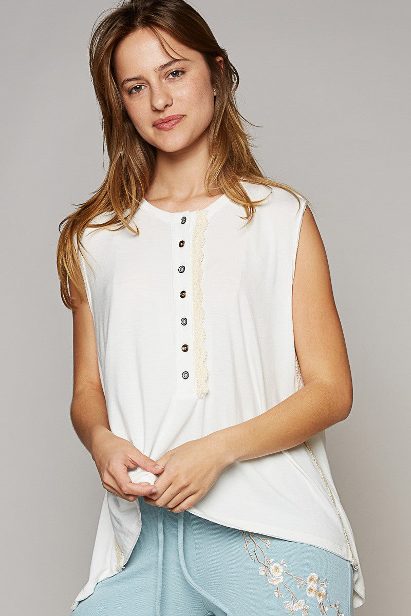 POL Round Neck Lace Trim Front Button Knit Top