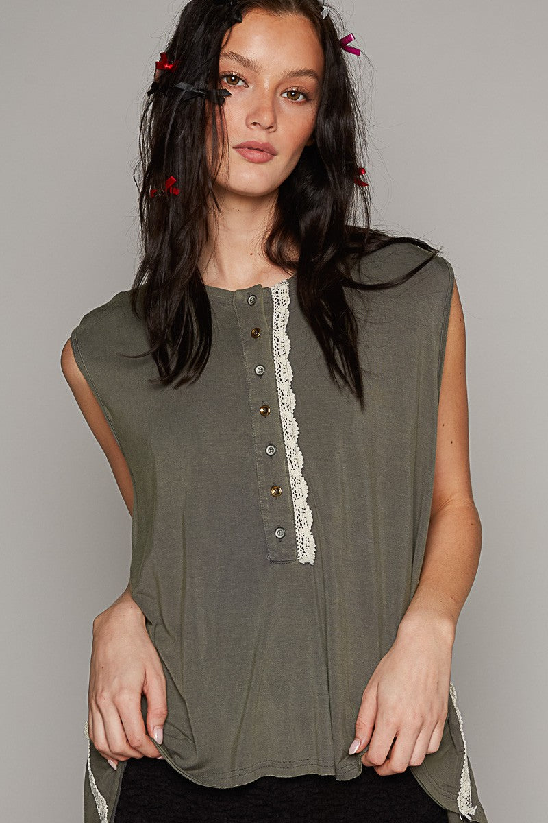 POL Round Neck Lace Trim Front Button Knit Top