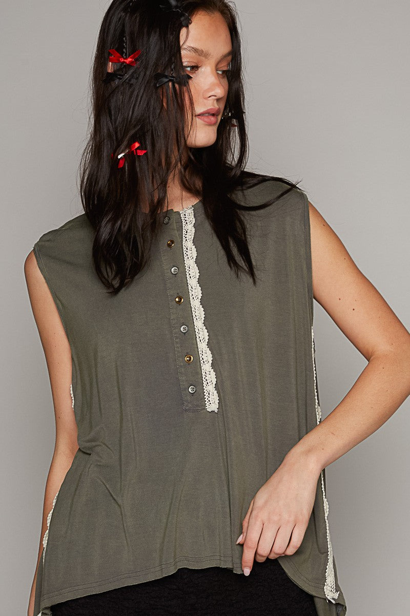 POL Round Neck Lace Trim Front Button Knit Top