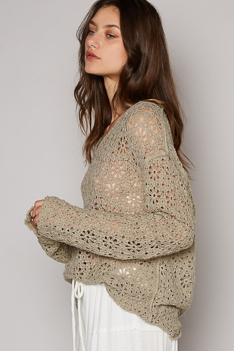 POL Long Sleeve Floral Pattern Solid Crochet Top