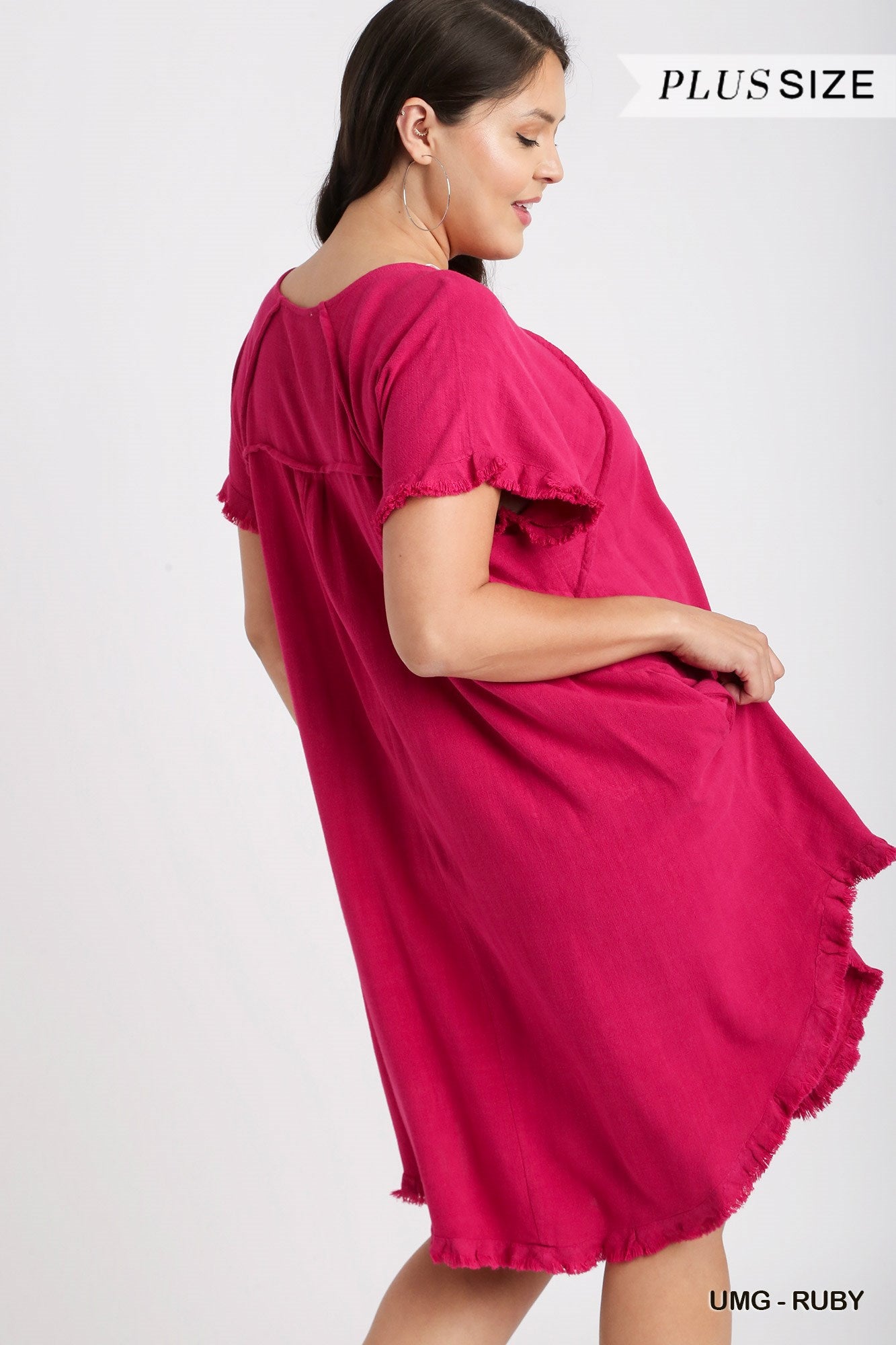 Umgee Plus Linen Blend Round Neck Pocket Fringe Short Sleeves Dress
