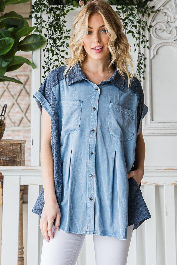 Oli & Hali Pleated Sleeveless Button Front Shirt Top