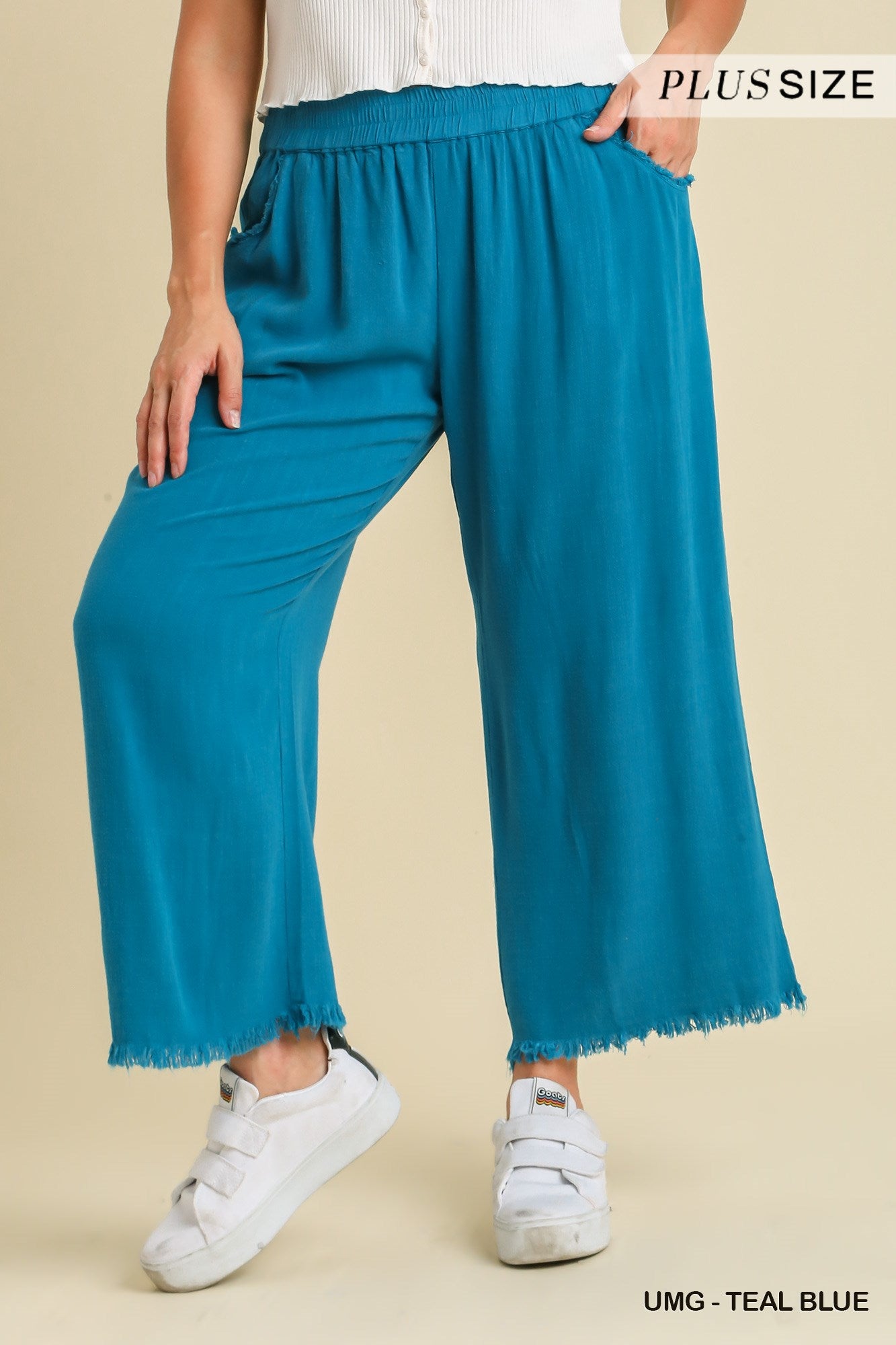 Umgee Plus Linen Blend Elastic Waistband Frayed Hem Wide Leg Pants
