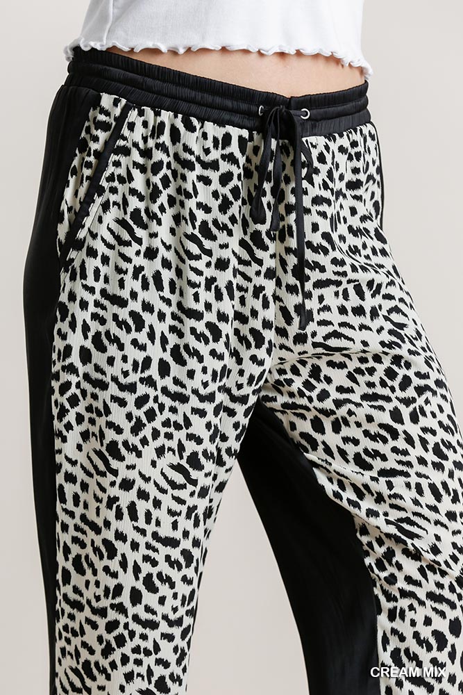 Umgee Animal Print Elastic Waist Drawstring Lightweight Pockets Pants