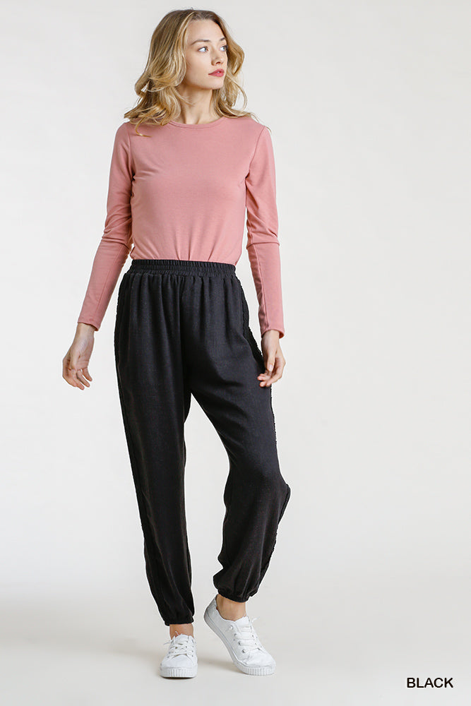 Umgee Linen Blend Elastic Waist Side Lace Pockets Jogger Pants