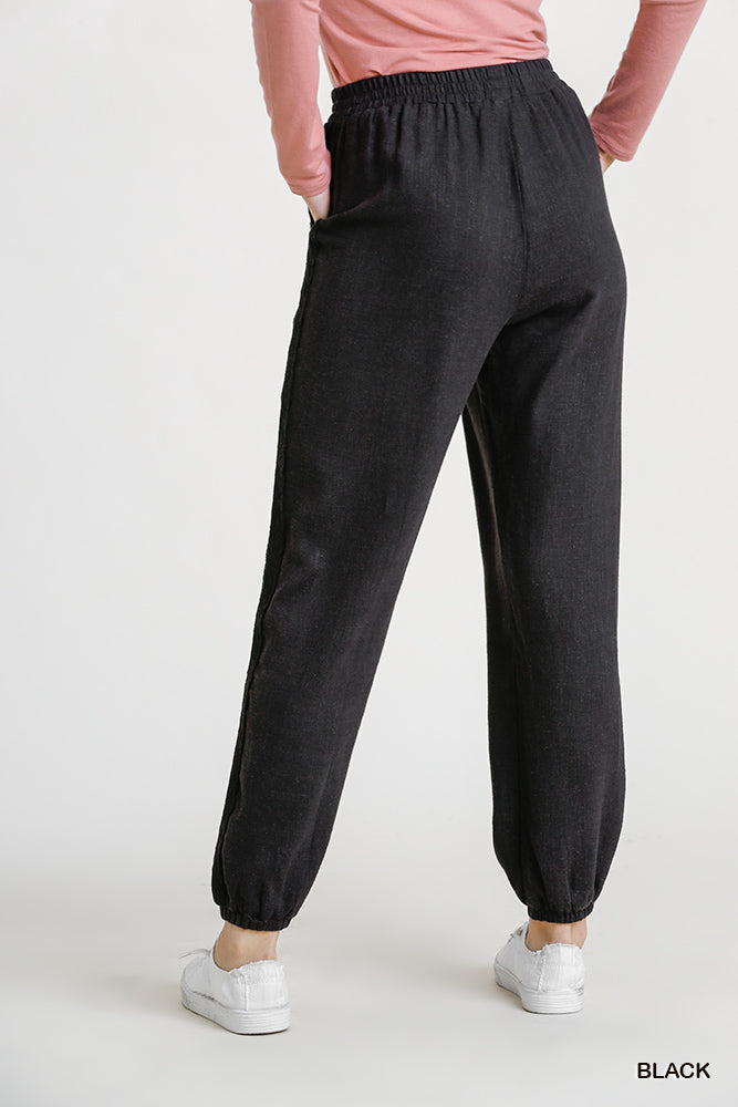 Umgee Linen Blend Elastic Waist Side Lace Pockets Jogger Pants