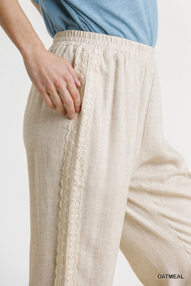 Umgee Linen Blend Elastic Waist Side Lace Pockets Jogger Pants