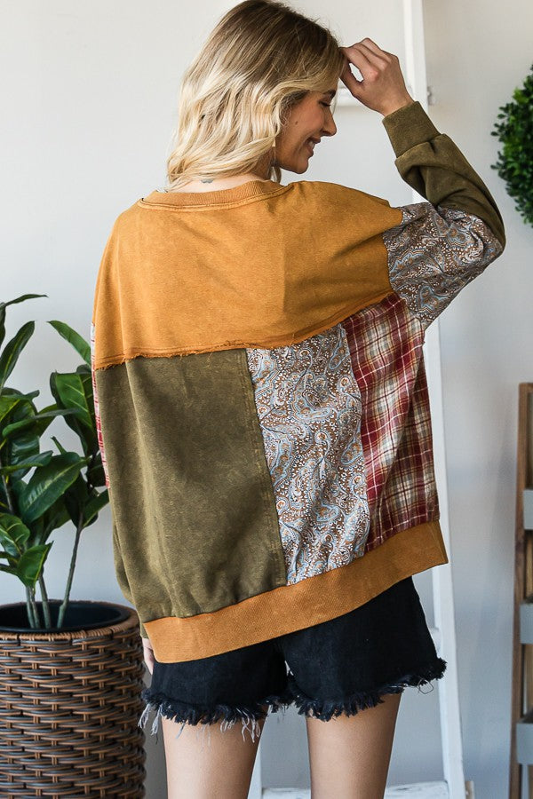 Oli & Hali Mineral Washed Fabric Mixed Pullover Top